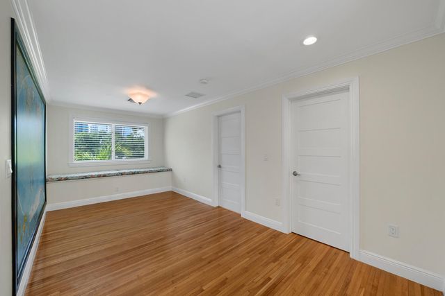 216 SE 10th Street, Fort Lauderdale, FL 33316