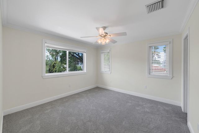 216 SE 10th Street, Fort Lauderdale, FL 33316