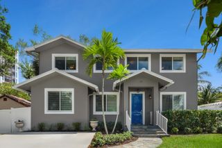 216 SE 10th Street, Fort Lauderdale, FL 33316