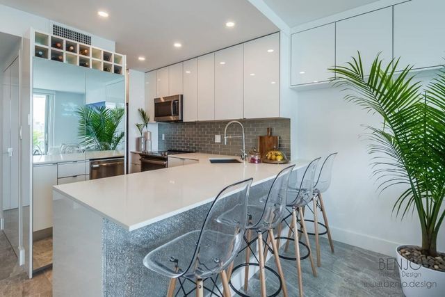 1000 WEST AV 1419, Miami Beach, FL 33139