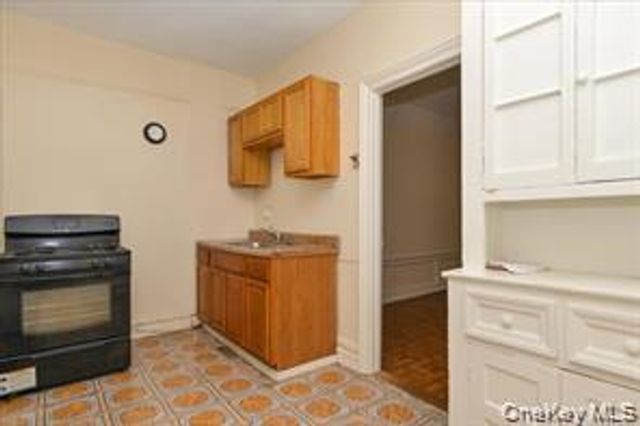 663 Miller Avenue, Brooklyn, NY 11207