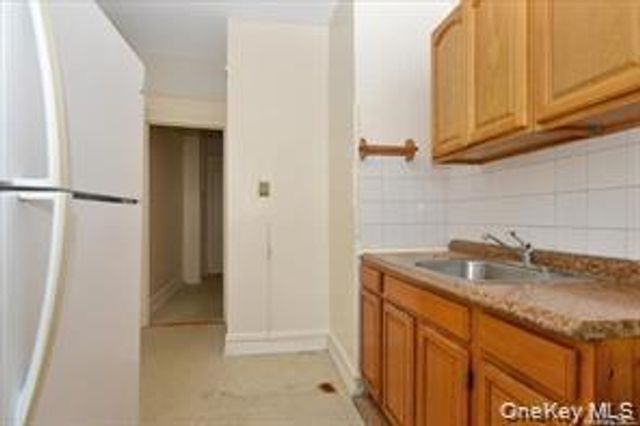 663 Miller Avenue, Brooklyn, NY 11207