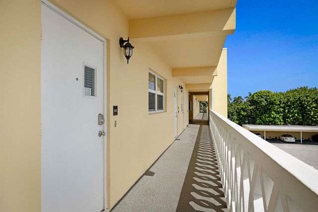 230 N Federal Hwy 305, Deerfield Beach, FL 33441