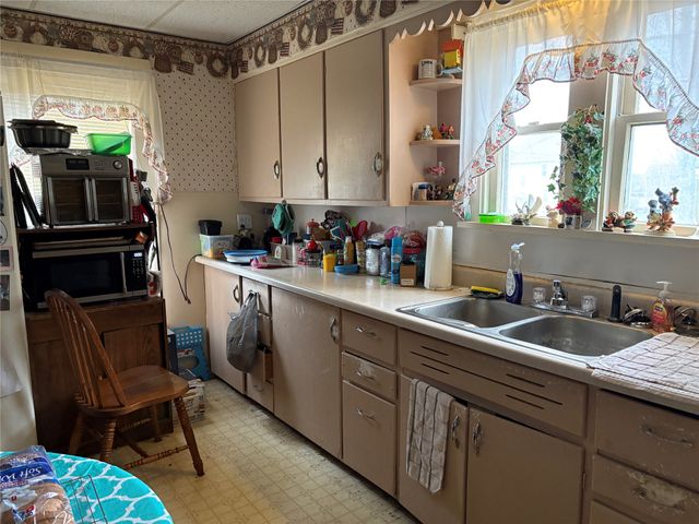 604 E SOUTH Street 2, Corry, PA 16407