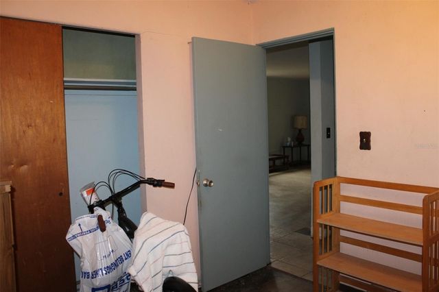 5220 86TH AVENUE N, Pinellas Park, FL 33782