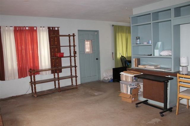 5220 86TH AVENUE N, Pinellas Park, FL 33782