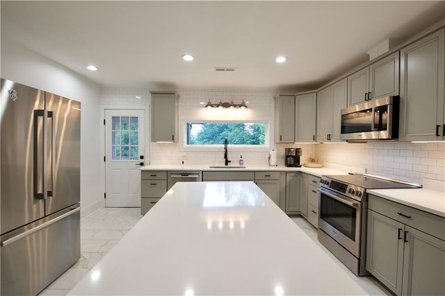 205 Wyatt Avenue, Clemson, SC 29631