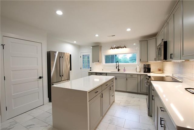 205 Wyatt Avenue, Clemson, SC 29631