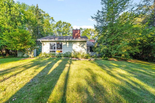 11966 N Springdale COURT, Mequon, WI 53092