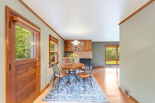 11966 N Springdale COURT, Mequon, WI 53092