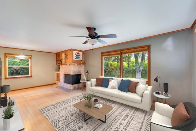 11966 N Springdale COURT, Mequon, WI 53092