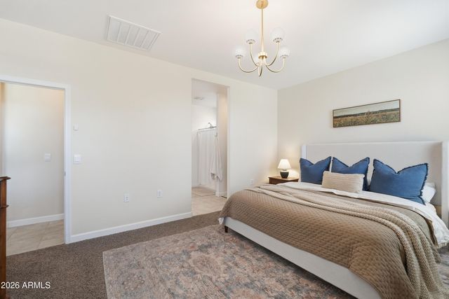 1827 W STANTON Avenue, Apache Junction, AZ 85120