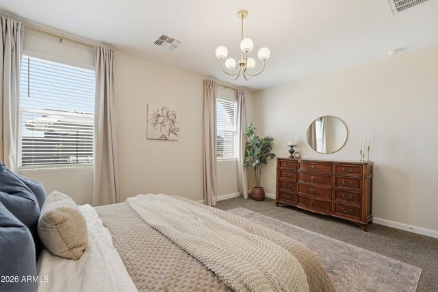 1827 W STANTON Avenue, Apache Junction, AZ 85120