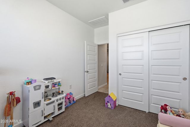 1827 W STANTON Avenue, Apache Junction, AZ 85120