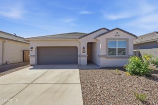 1827 W STANTON Avenue, Apache Junction, AZ 85120