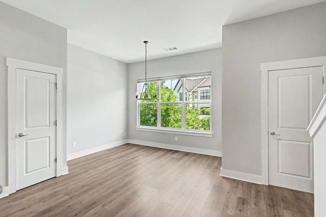 221 Stonecrest Cir, Nashville, TN 37209