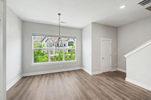 221 Stonecrest Cir, Nashville, TN 37209