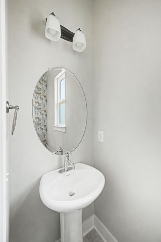 221 Stonecrest Cir, Nashville, TN 37209