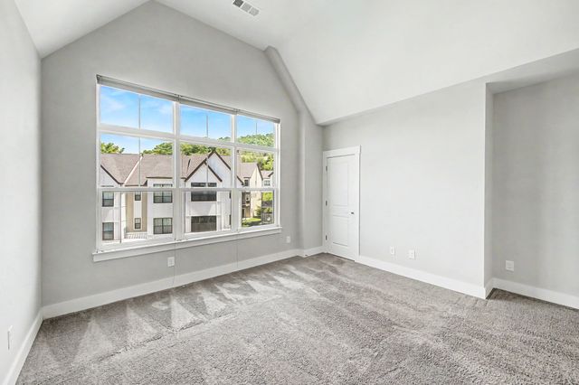 221 Stonecrest Cir, Nashville, TN 37209