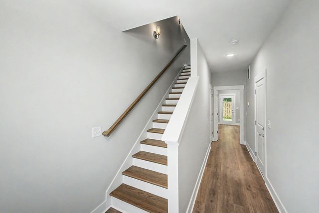 221 Stonecrest Cir, Nashville, TN 37209