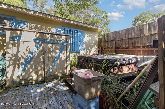 2677 Marigold Avenue, Mims, FL 32754