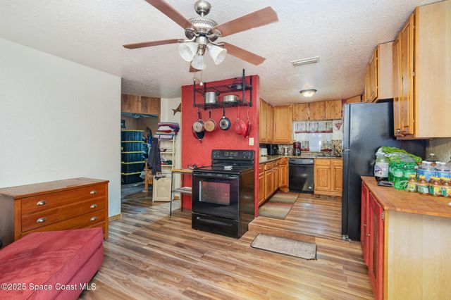 2677 Marigold Avenue, Mims, FL 32754