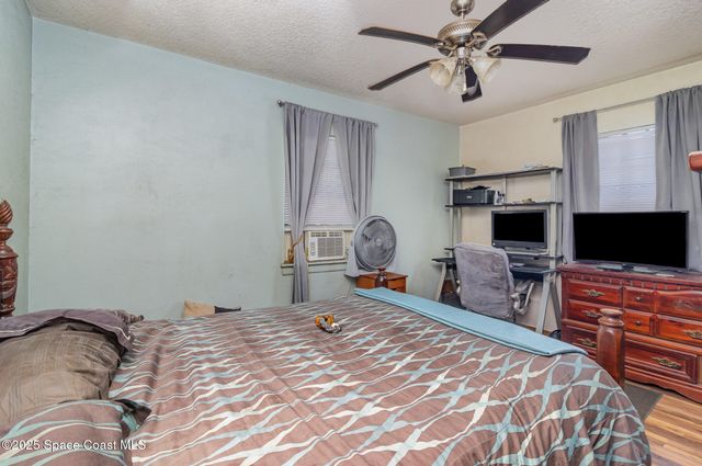 2677 Marigold Avenue, Mims, FL 32754