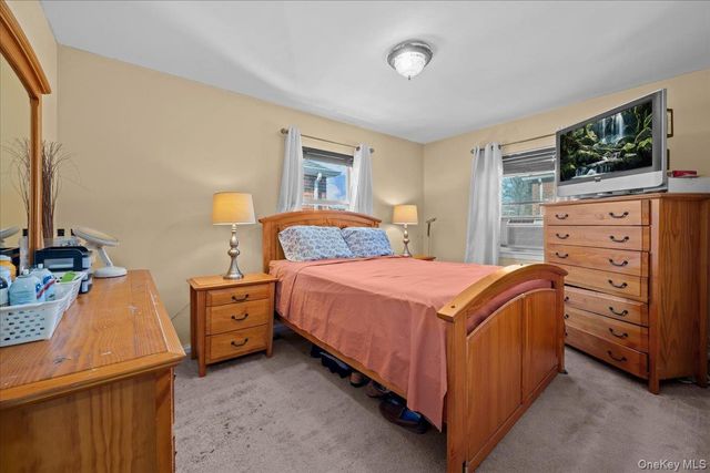 1115 Mace Avenue, Bronx, NY 10469