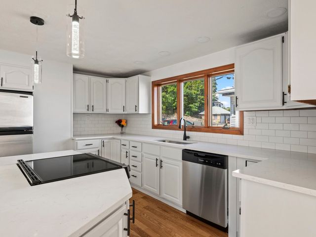 12 Boston St, Lynn, MA 01904