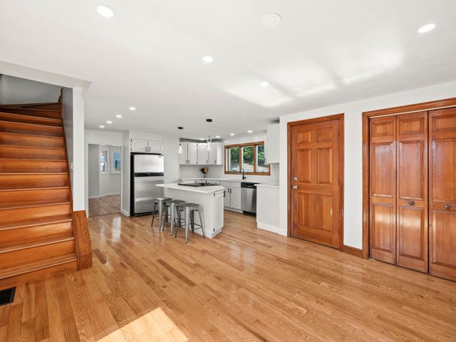 12 Boston St, Lynn, MA 01904