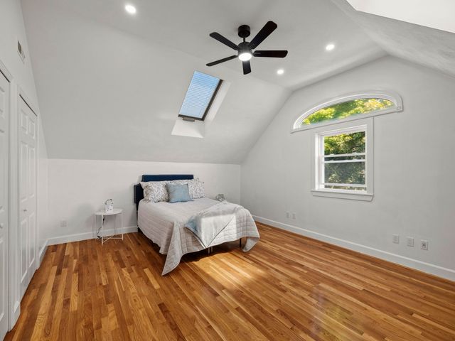12 Boston St, Lynn, MA 01904