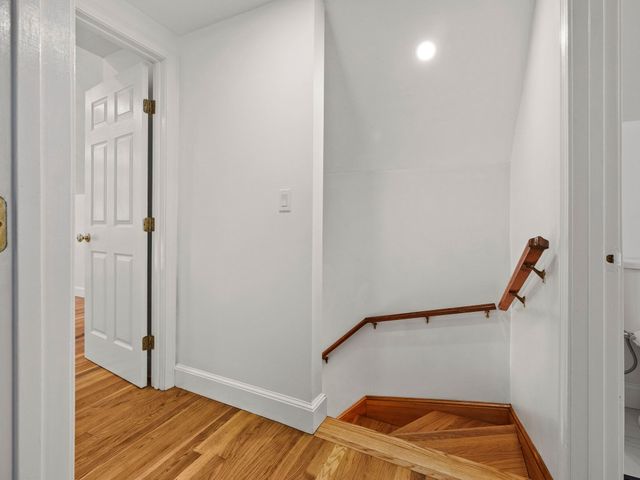 12 Boston St, Lynn, MA 01904