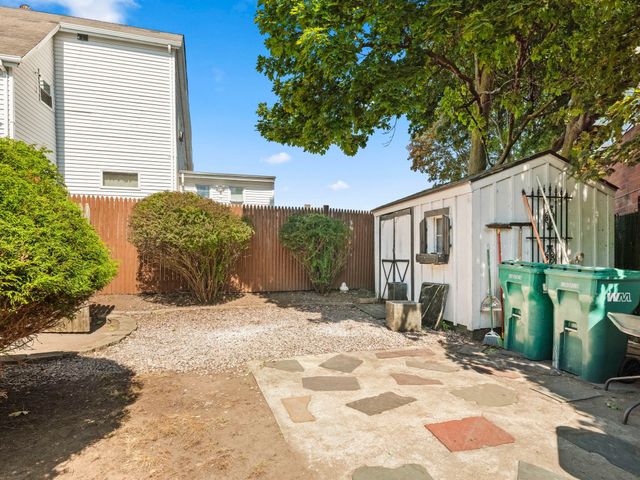 12 Boston St, Lynn, MA 01904
