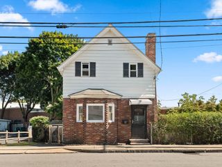12 Boston St, Lynn, MA 01904