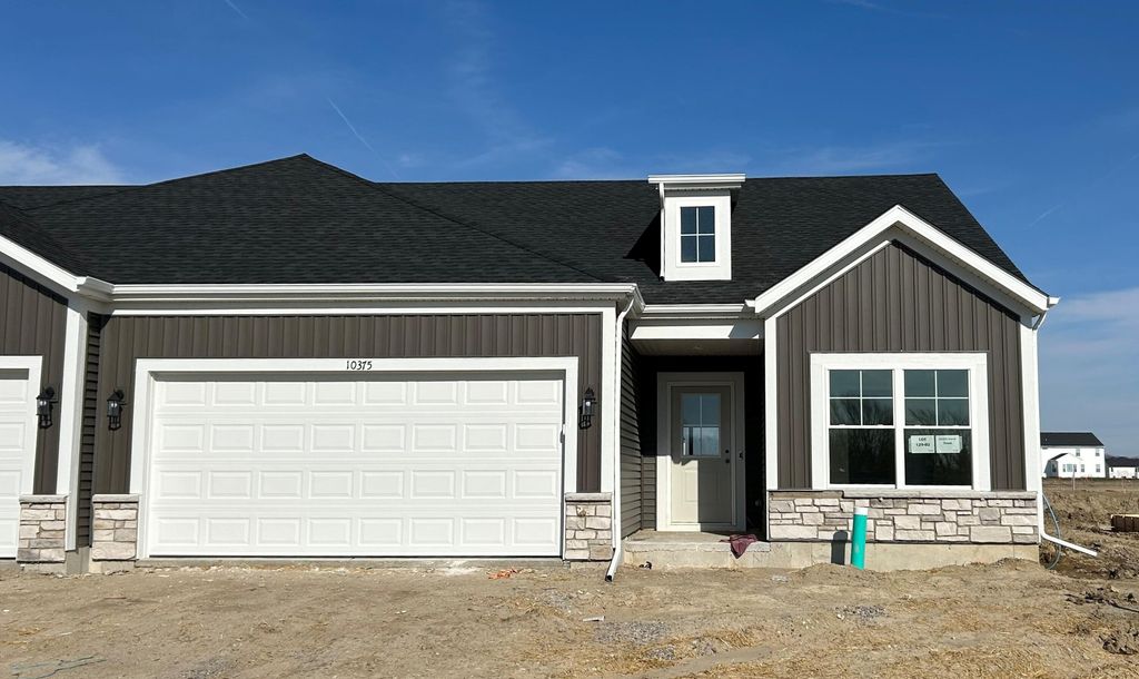 10375 Iowa Street, Crown Point, IN 46307
