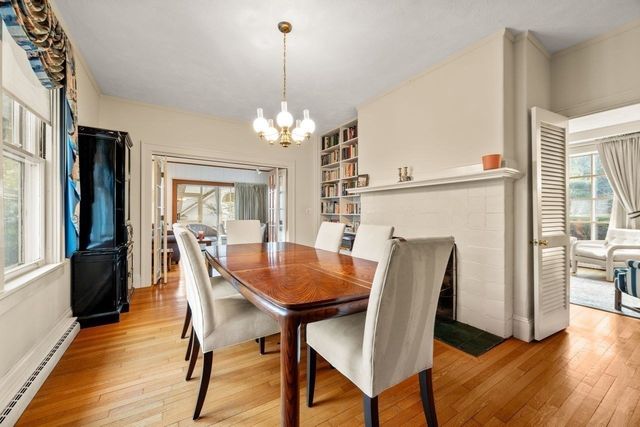 126 Moffat Rd, Newton, MA 02468