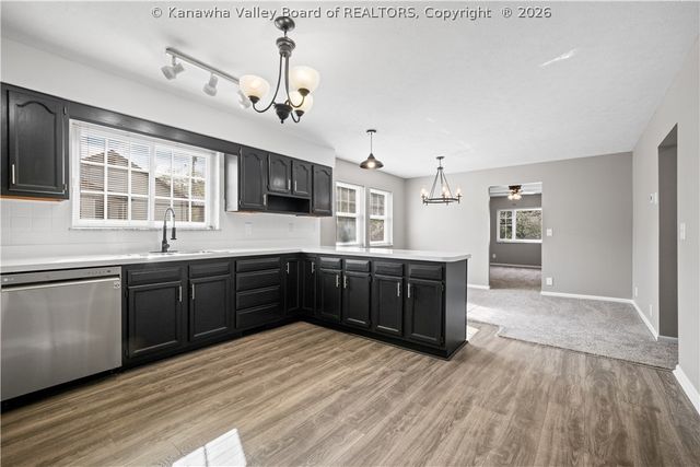 60 Dunbar Avenue, Dunbar, WV 25064