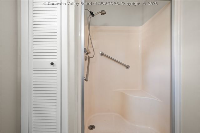 60 Dunbar Avenue, Dunbar, WV 25064