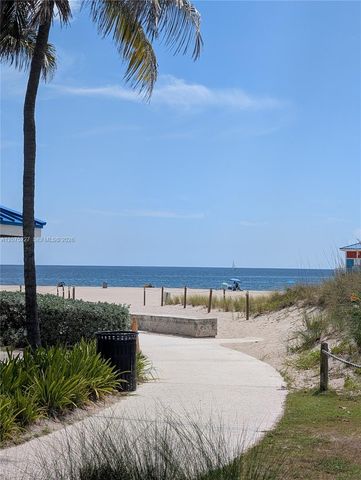 3221 NE 7th Street 2, Pompano Beach, FL 33062