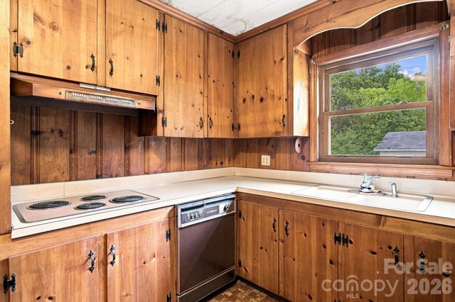 144 Rockwell Loop, Mooresville, NC 28115