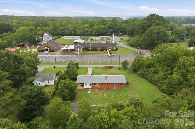 144 Rockwell Loop, Mooresville, NC 28115