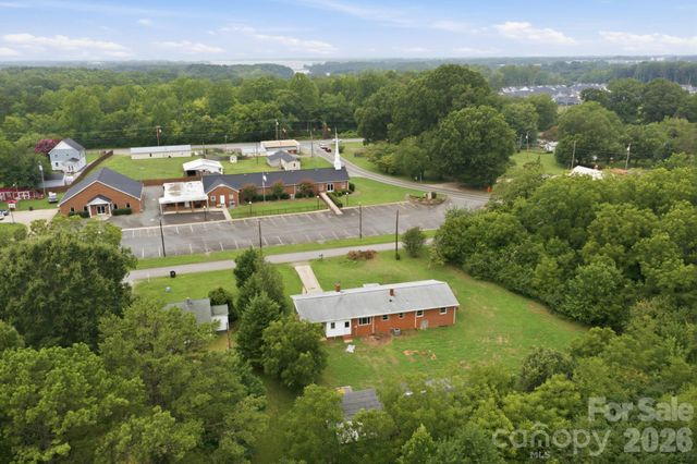 144 Rockwell Loop, Mooresville, NC 28115