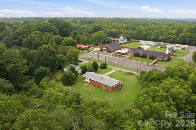 144 Rockwell Loop, Mooresville, NC 28115