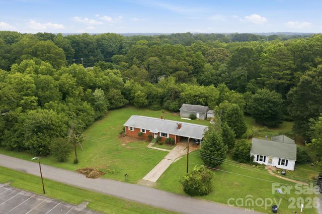 144 Rockwell Loop, Mooresville, NC 28115