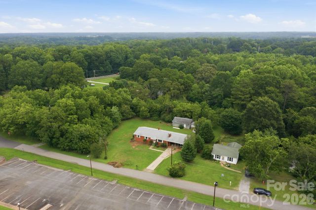 144 Rockwell Loop, Mooresville, NC 28115