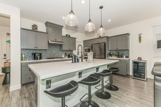 4148 Beverly Avenue, Clovis, CA 93619