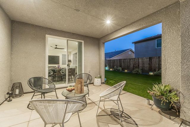 4148 Beverly Avenue, Clovis, CA 93619