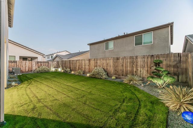 4148 Beverly Avenue, Clovis, CA 93619