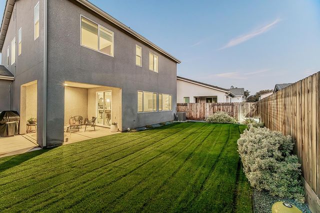 4148 Beverly Avenue, Clovis, CA 93619