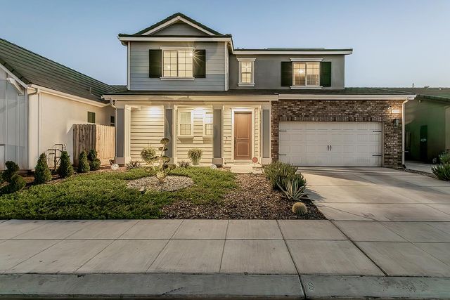 4148 Beverly Avenue, Clovis, CA 93619